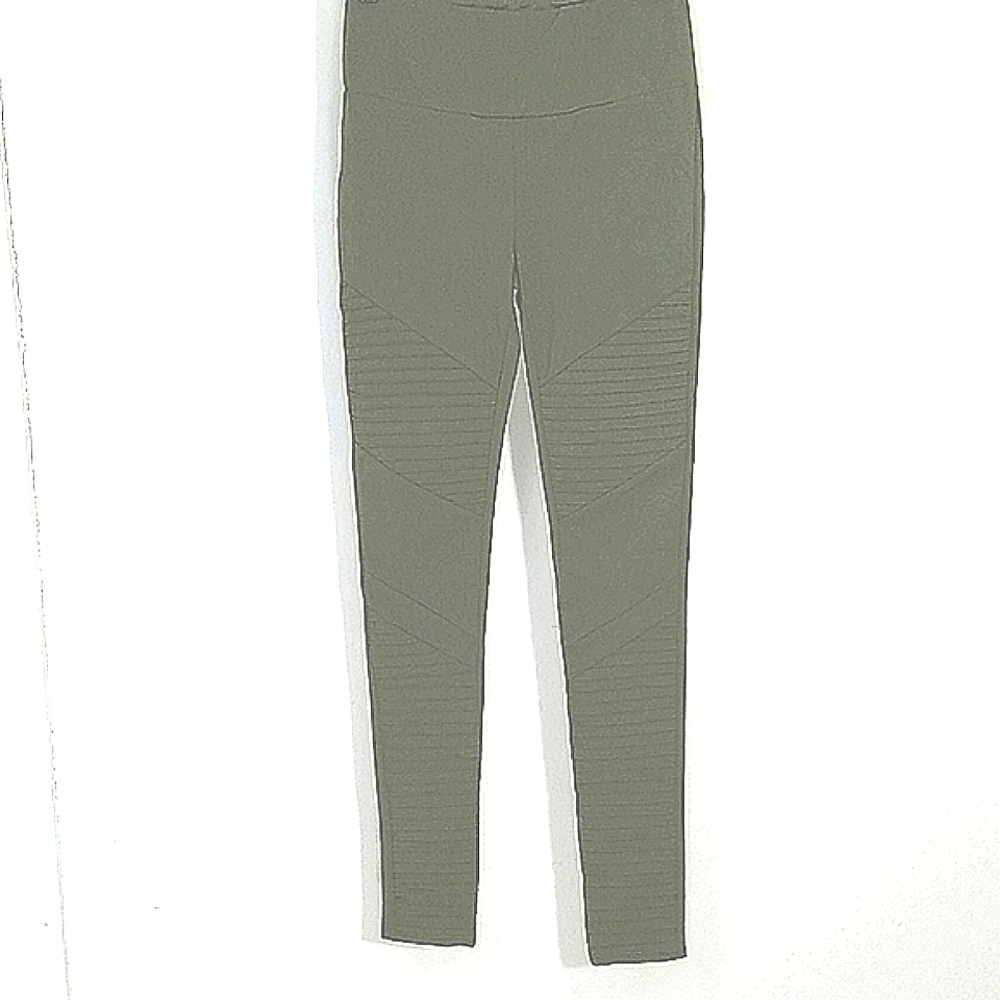 Leggings Moto Detail Army Green Medium Weight Classic Elevated Athleisure NWT